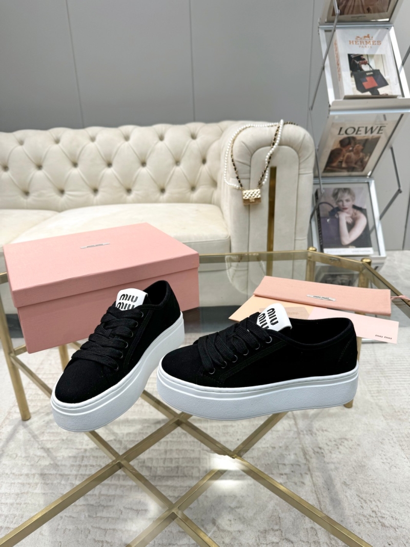 Miu Miu Casual Shoes